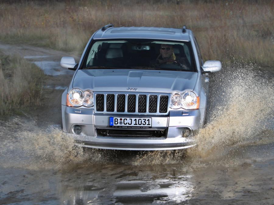  Jeep Grand Cherokee CRD Overland 2008 года  (фото 7 из 16)